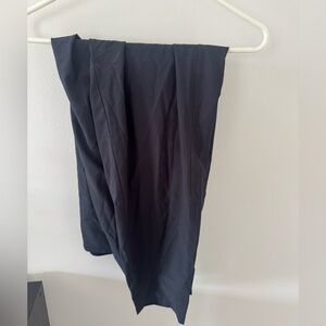 Women’s black Eddie Bauer joggers